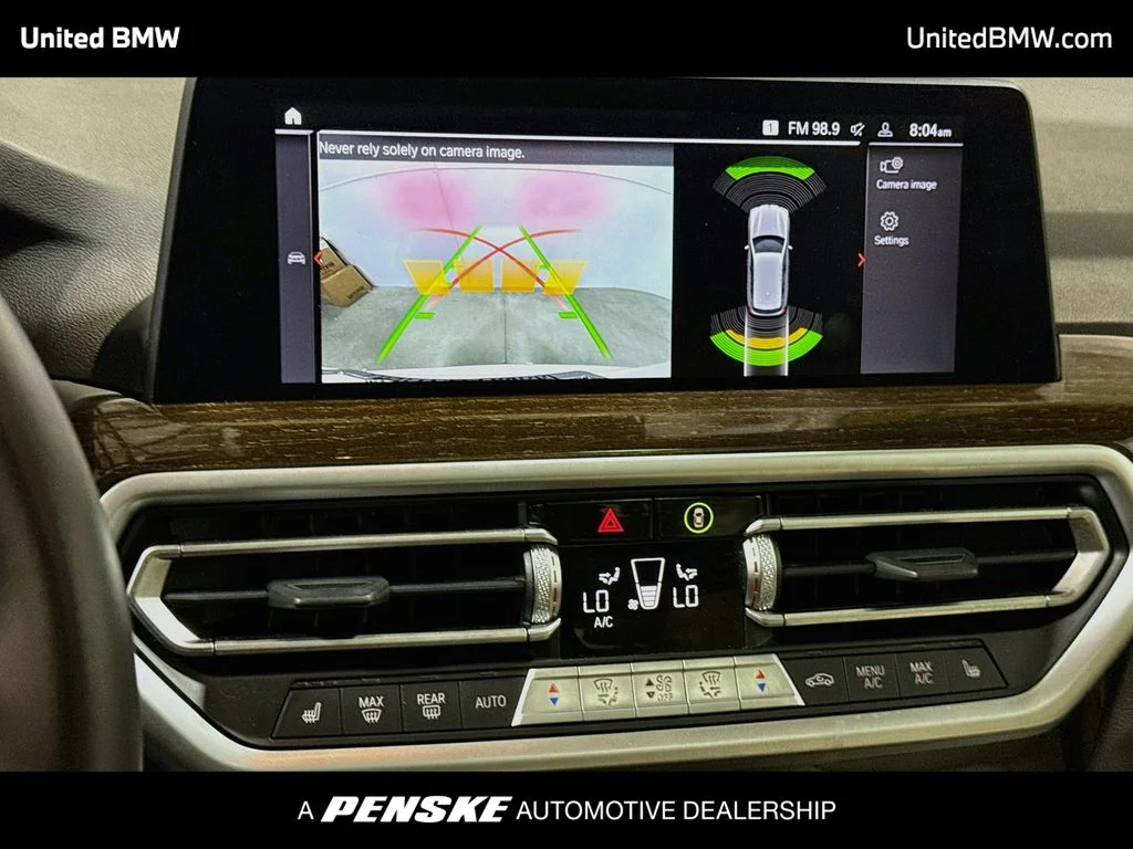 Used 2024 Alpine White BMW sDrive30i image 16