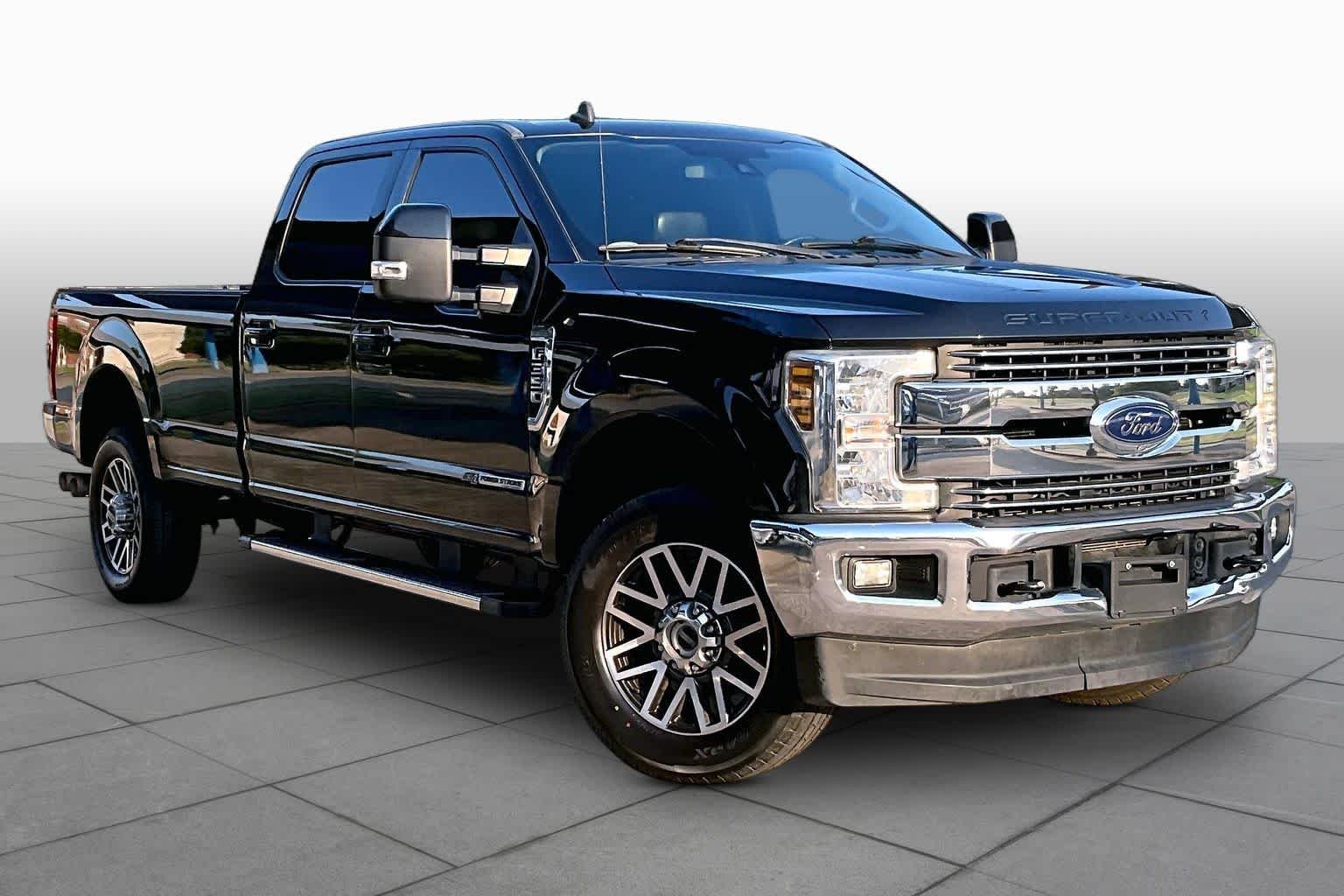 Used 2019 Agate Black Ford LARIAT image 3