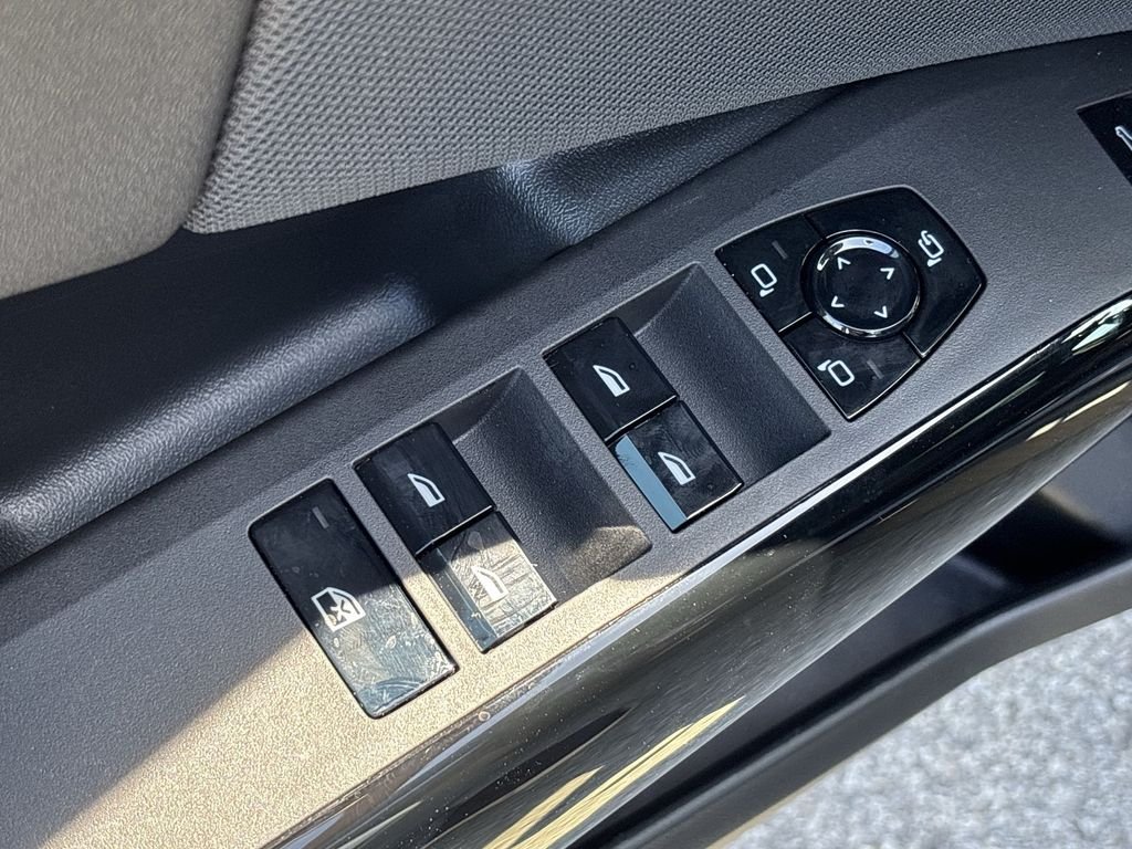 New 2026 Dark Graphite Metallic BMW 30 xDrive image 15