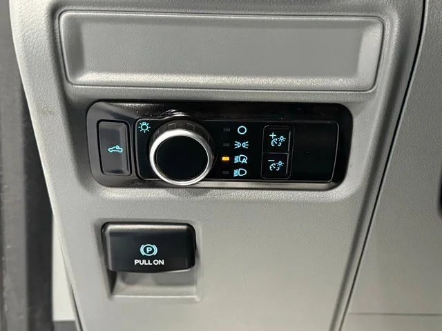 Used 2023 White Ford XL image 13