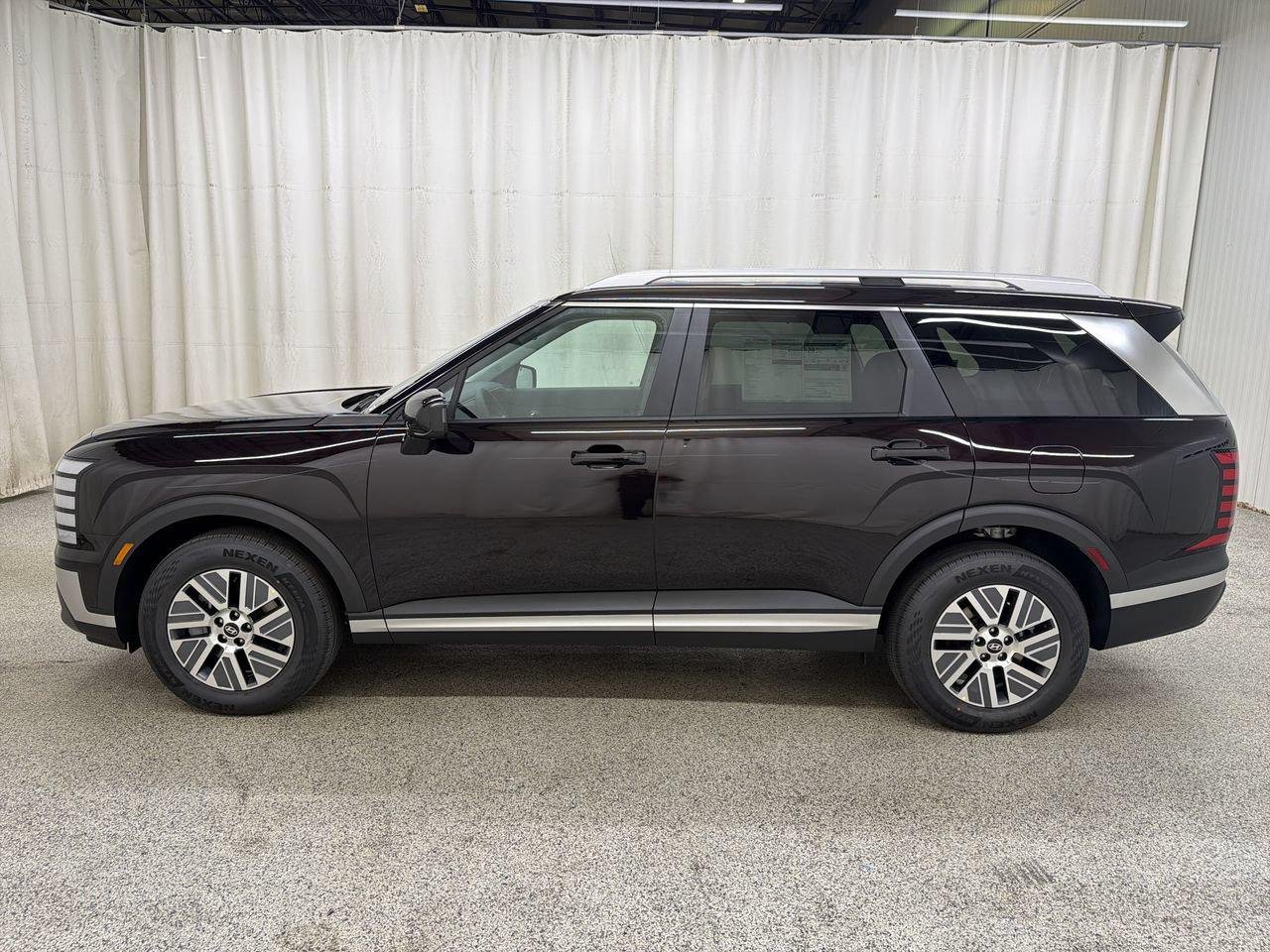 New 2026 Galaxy Maroon Pearl Hyundai SEL 7P image 6