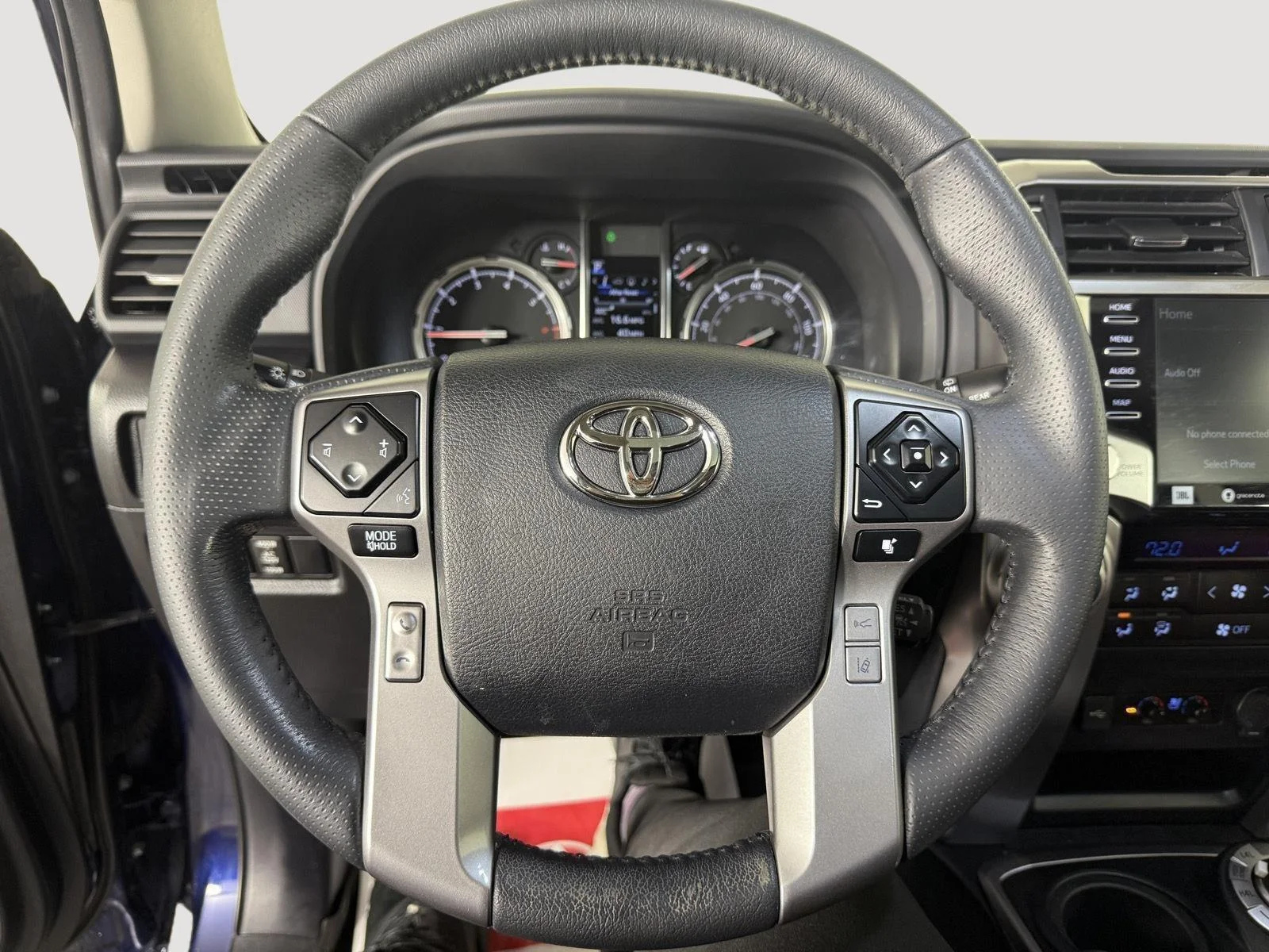2020 Toyota 4Runner Limited - Photo 17