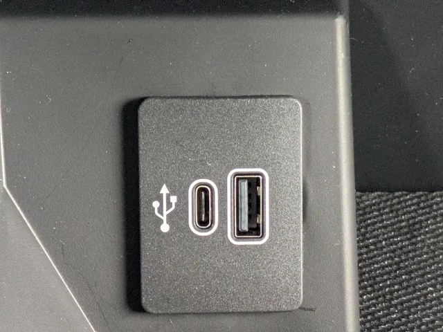 New 2026 Oxford White Ford Lariat® image 22