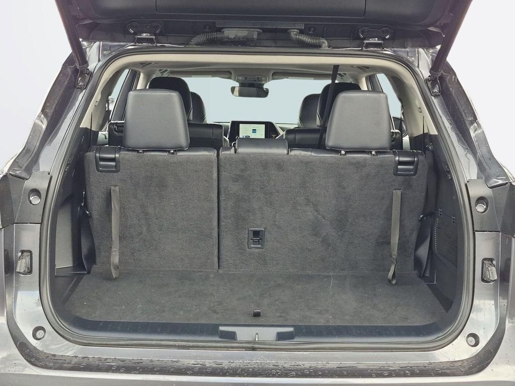 Used 2023 Magnetic Gray Metallic Toyota XLE image 22