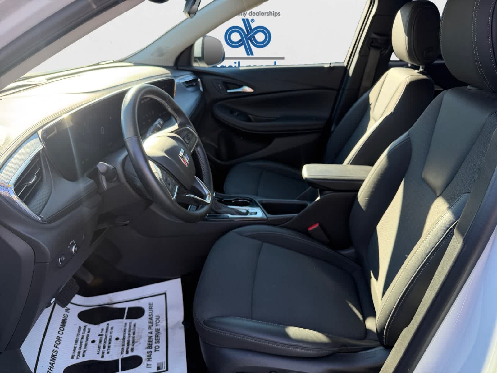 Used 2025 Summit White Buick Preferred image 13