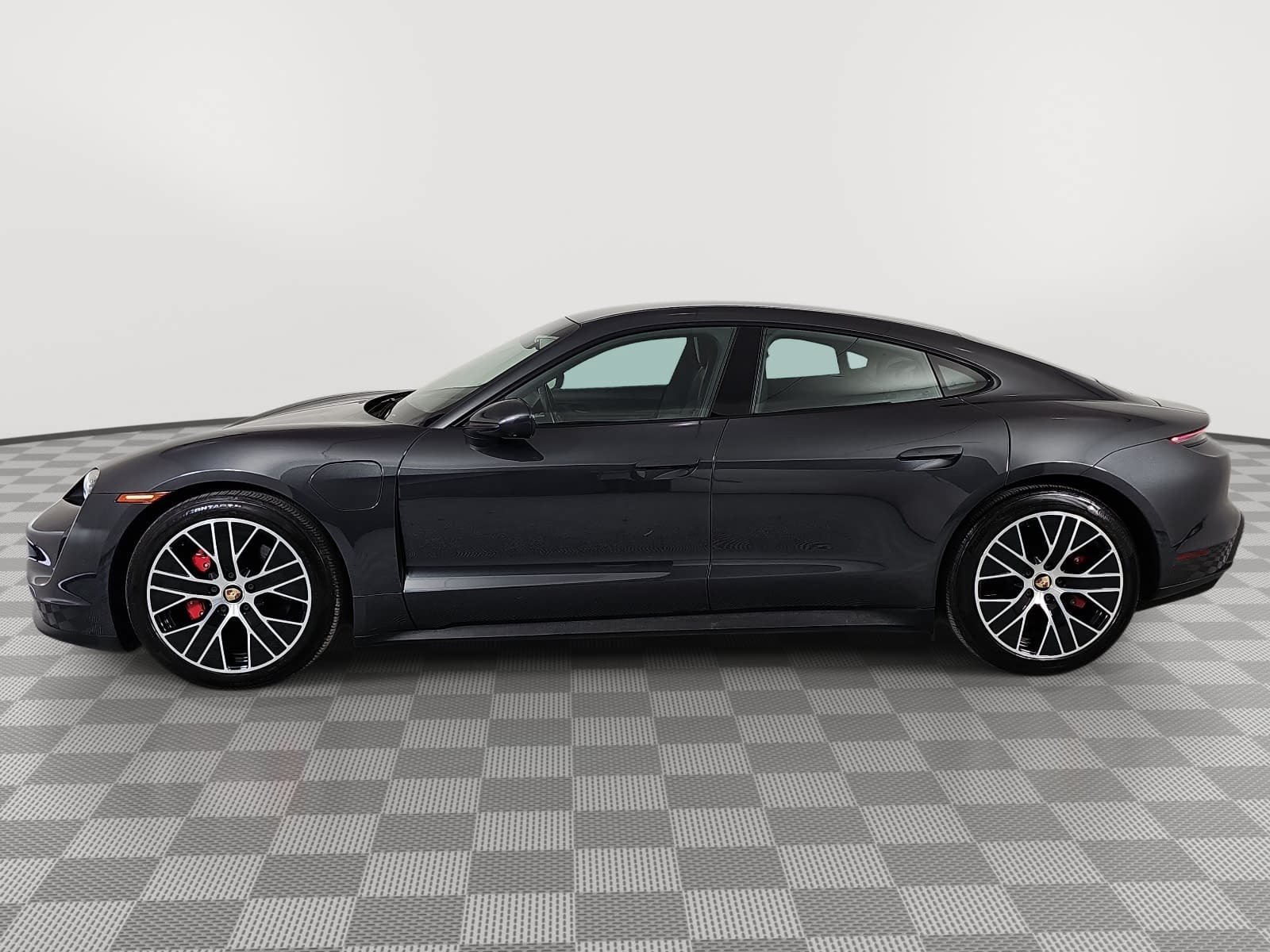 Used 2021 Gray Porsche 4S image 5
