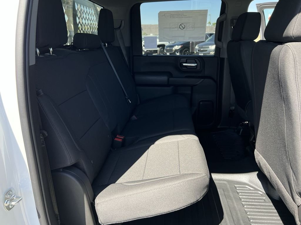 New 2026 Summit White Chevrolet Work Truck image 29