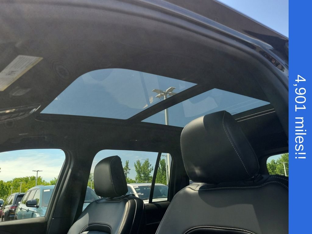 Used 2025 Black Jeep Limited image 22