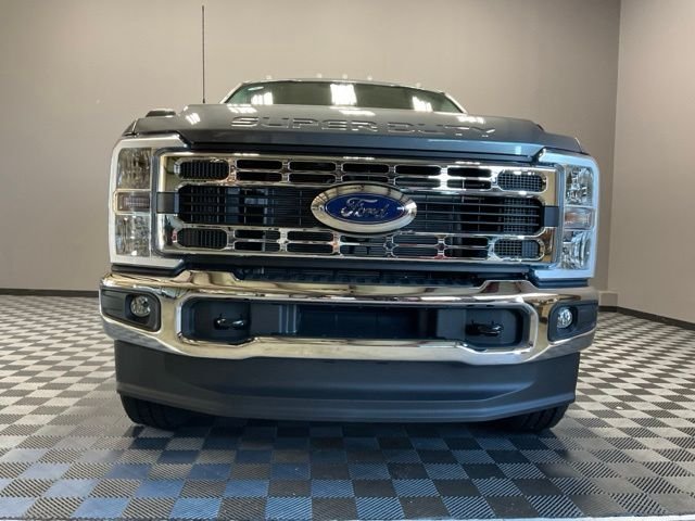 New 2026 Carbonized Gray Metallic Ford F-350® XLT image 3
