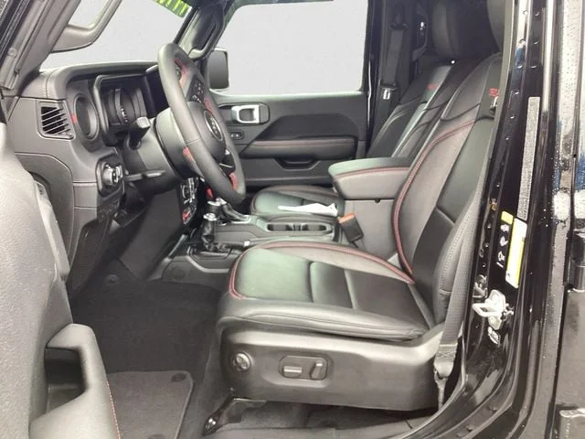 Used 2024 Black Clearcoat Jeep Rubicon image 9