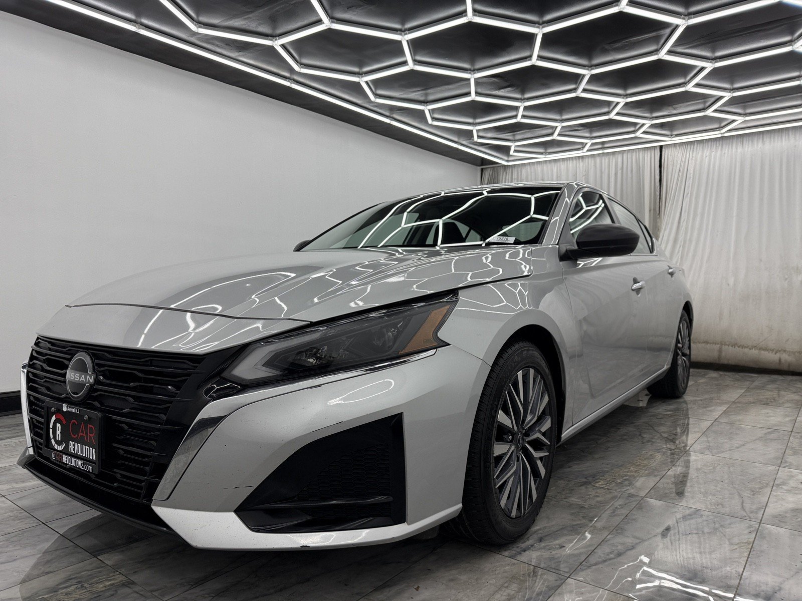 2024 Nissan Altima 2.5 SV photo 3