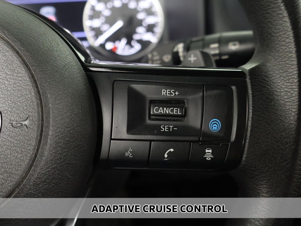 Used 2023 Silver Nissan SV image 3