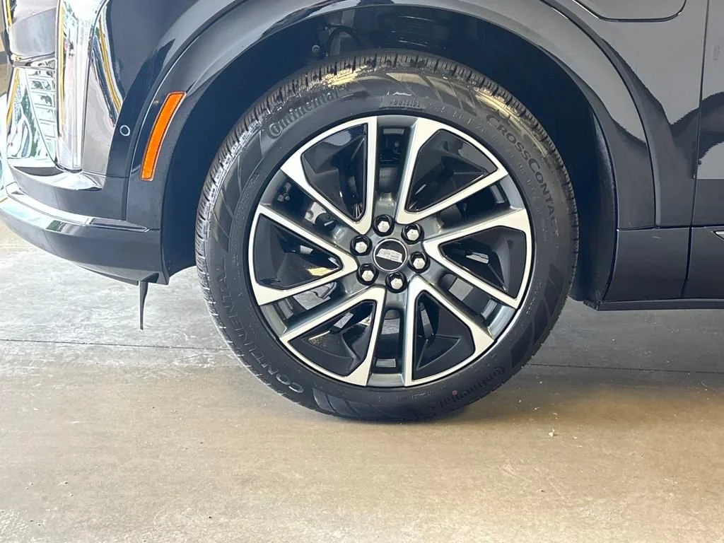 2025 Cadillac OPTIQ Sport 1 - Photo 10