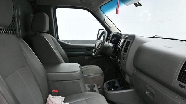 Used 2021 White Nissan SV image 16