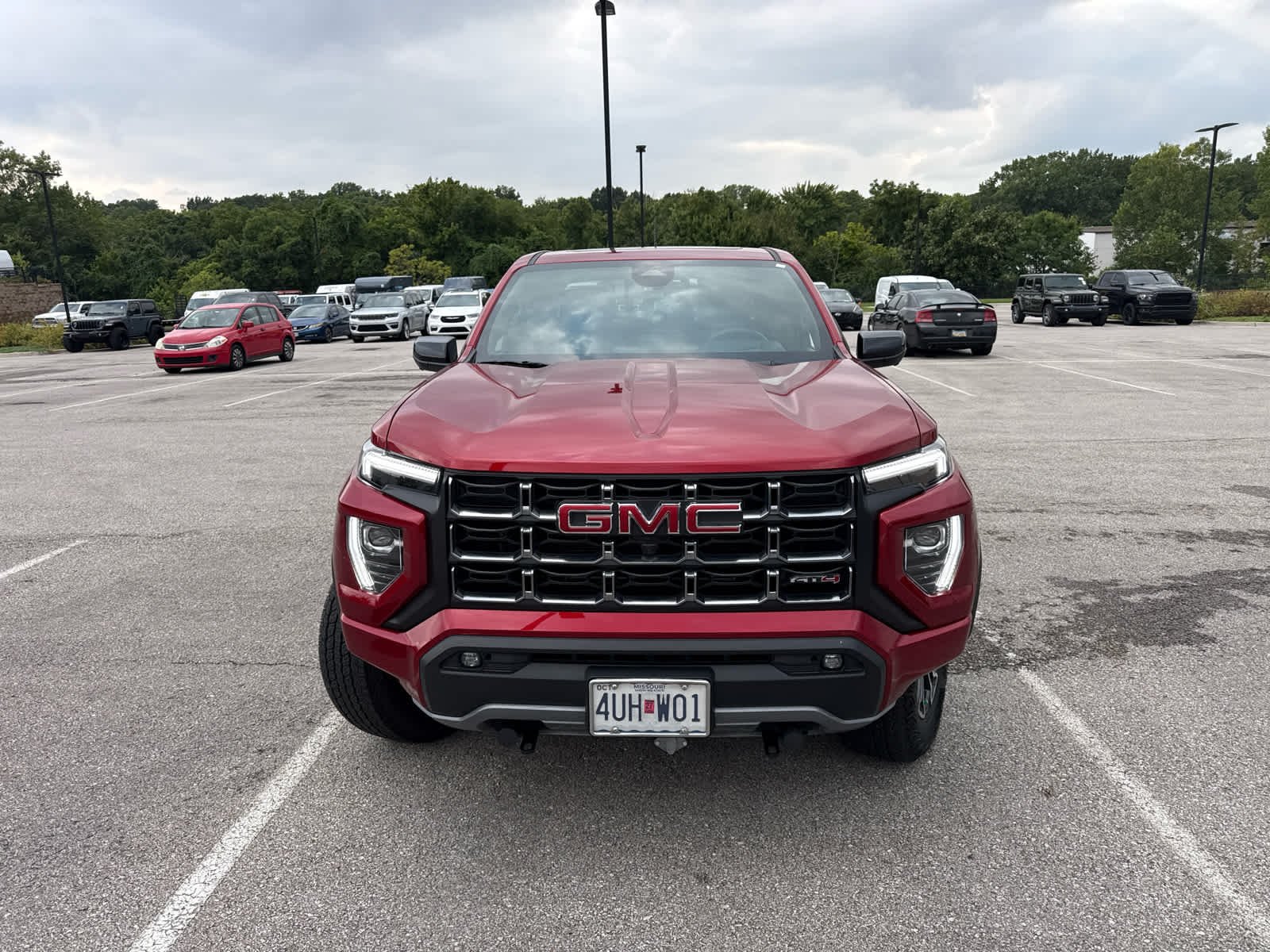 Used 2025 GMC Canyon AT4 with VIN 1GTP2DEK3S1196166 for sale in Kansas City