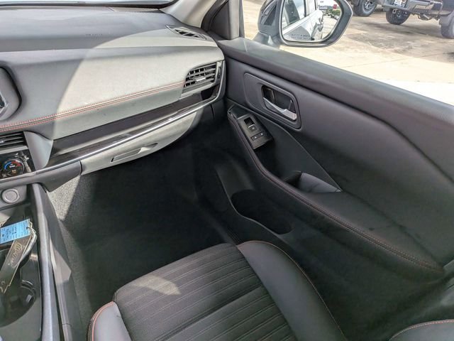 Used 2025 Gray Nissan Rock Creek image 13