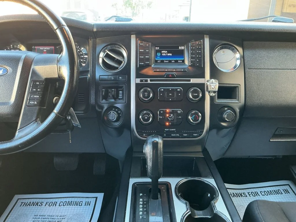Used 2016 White Ford XL image 17