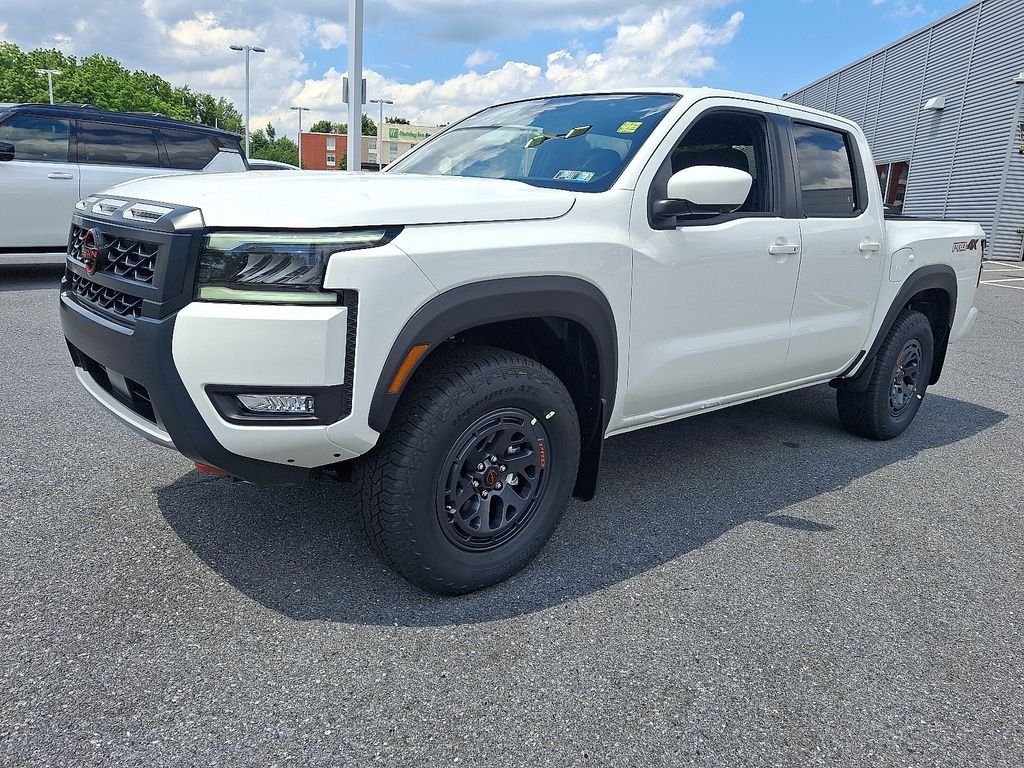 2026 Nissan Frontier — photo 2