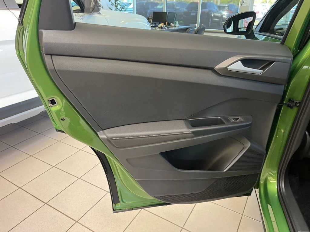 New 2026 Bright Moss Green Metallic Volkswagen 1.5T SE Black image 14