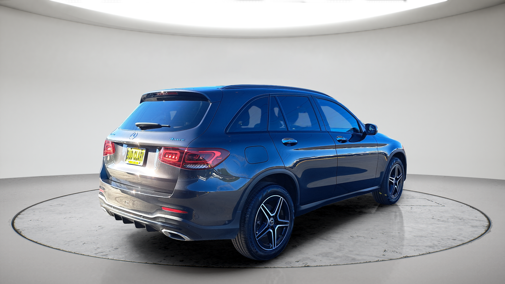 Used 2021  Mercedes-Benz GLC 300 image 4