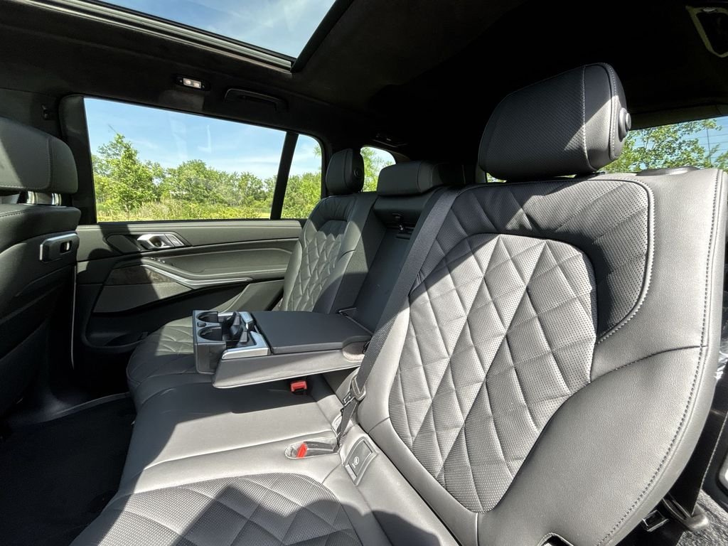 New 2027 Alpine White BMW xDrive40i image 26
