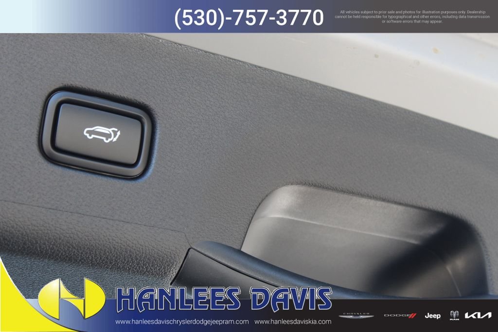New 2026 Wolf Gray Kia EX image 11