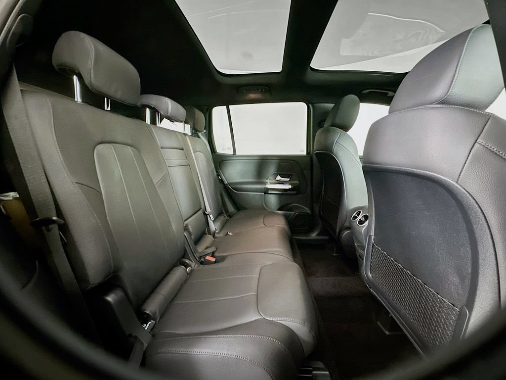 New 2026 Night Black Mercedes-Benz GLB 250 image 58
