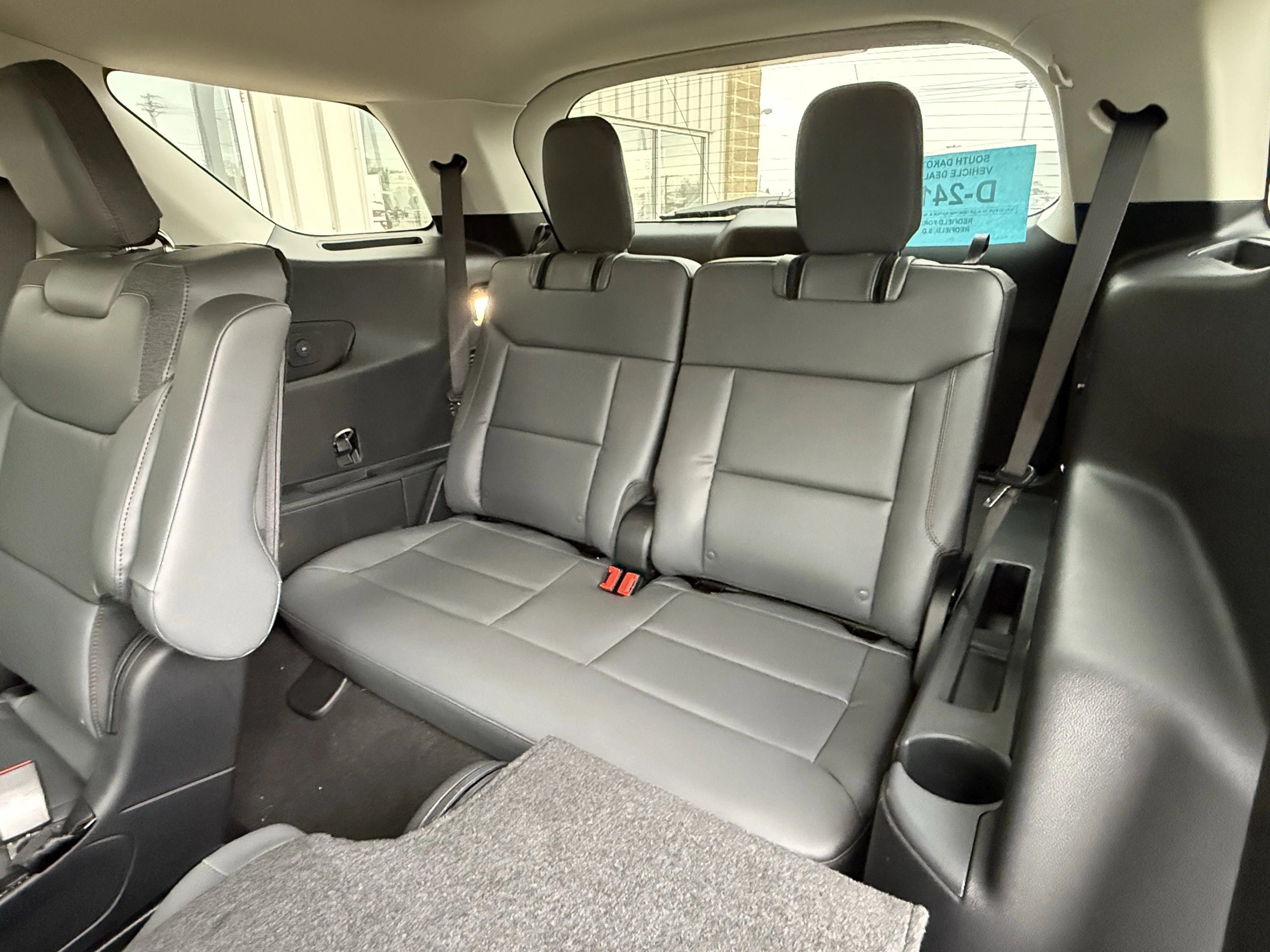 2026 Ford Explorer Active - Photo 8