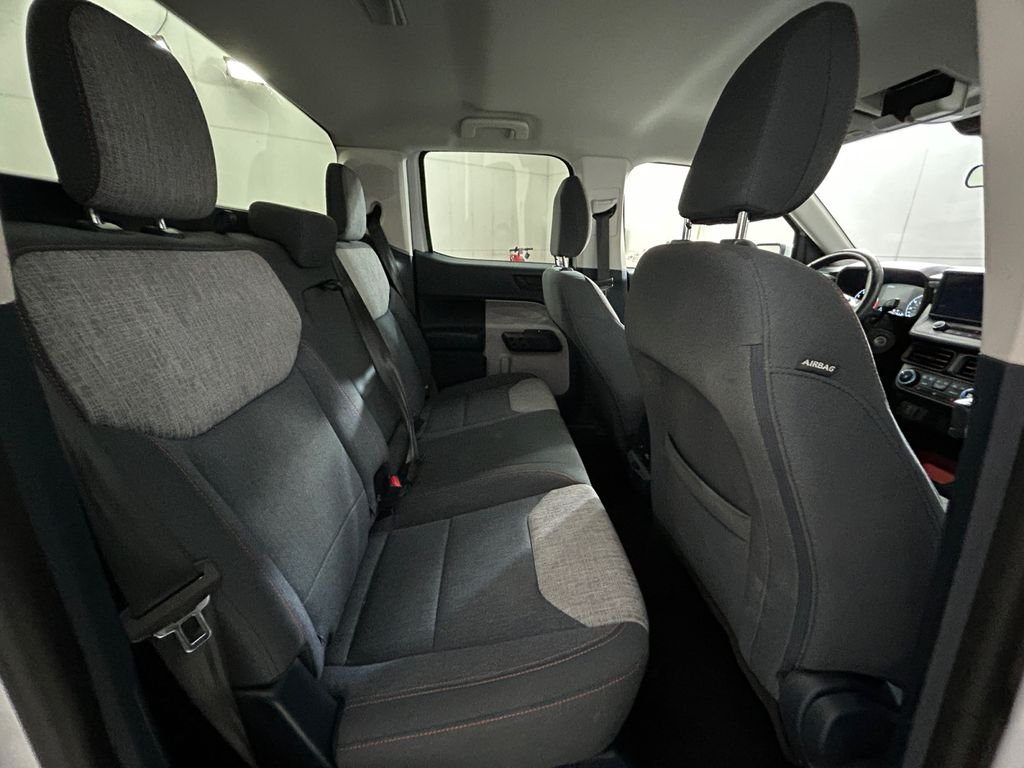Used 2022 White Ford XLT image 17