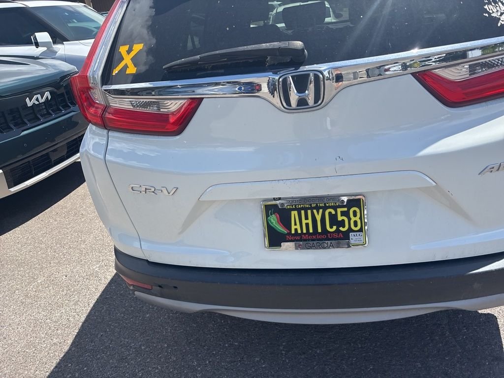 Used 2018 White Honda EX-L image 23