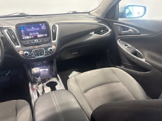 Used 2025 Gray Chevrolet LT image 20