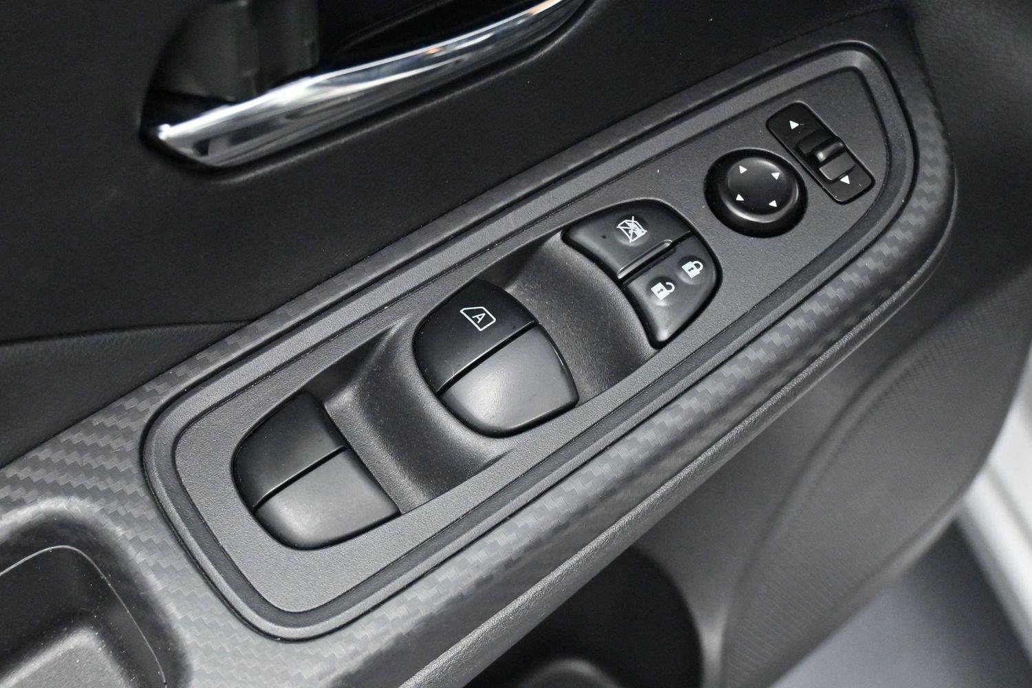 Used 2023 Brilliant Silver Metallic Nissan SV image 11