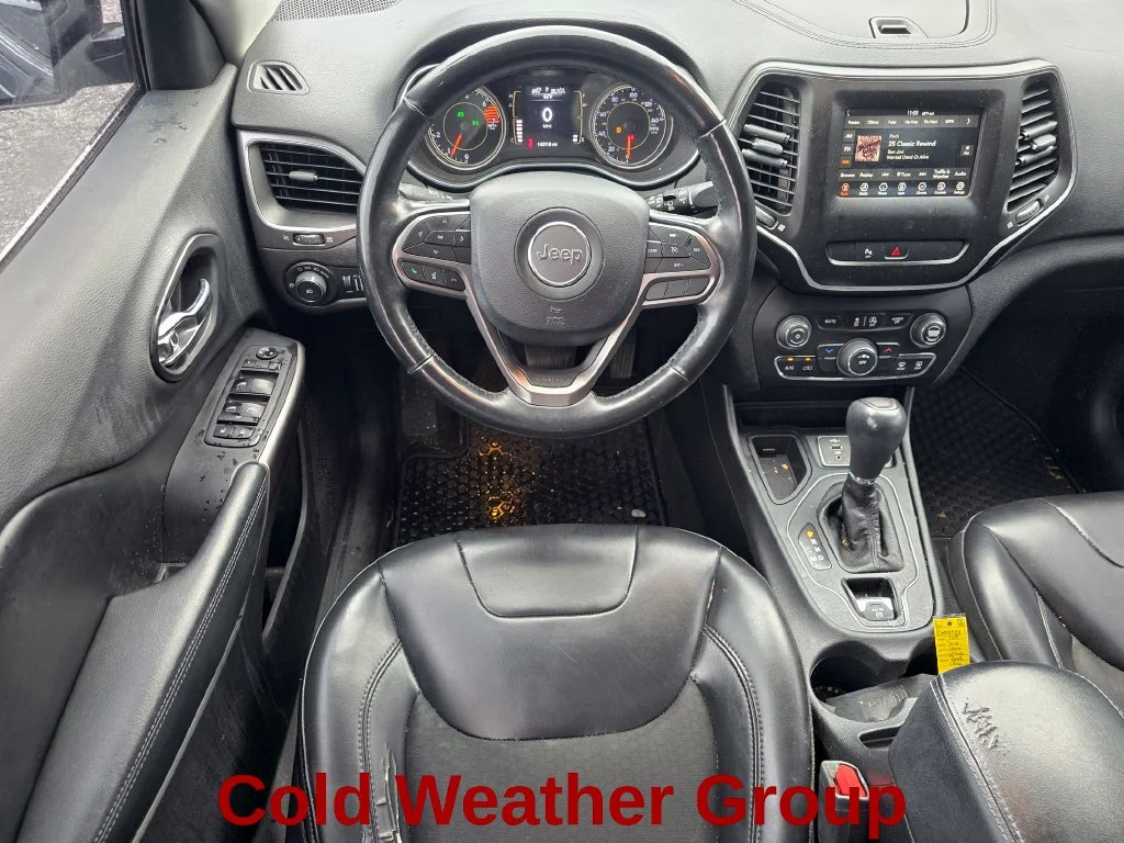 Used 2019 Black Jeep Latitude Plus image 18