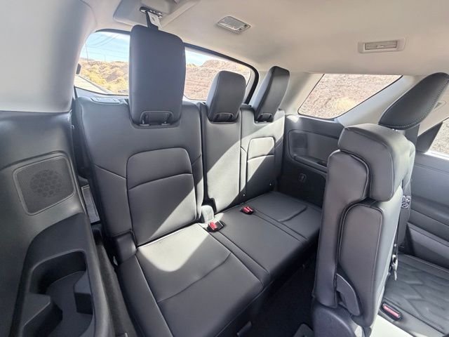 New 2026 Everest White Pearl TriCoat Nissan Platinum image 34