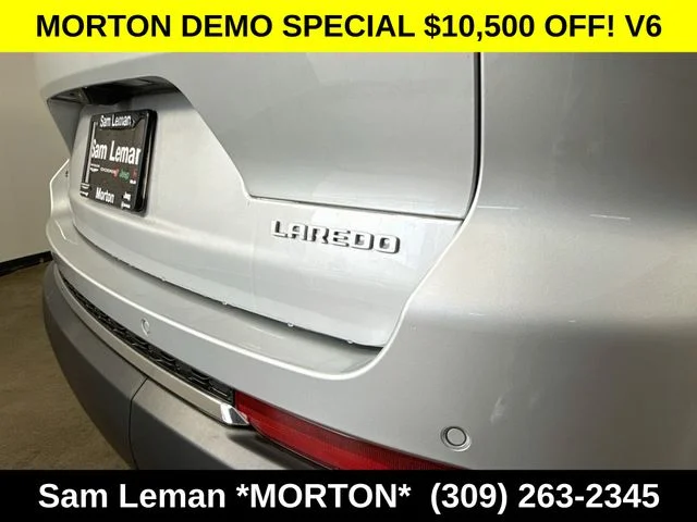 New 2025 Silver Jeep Laredo image 34