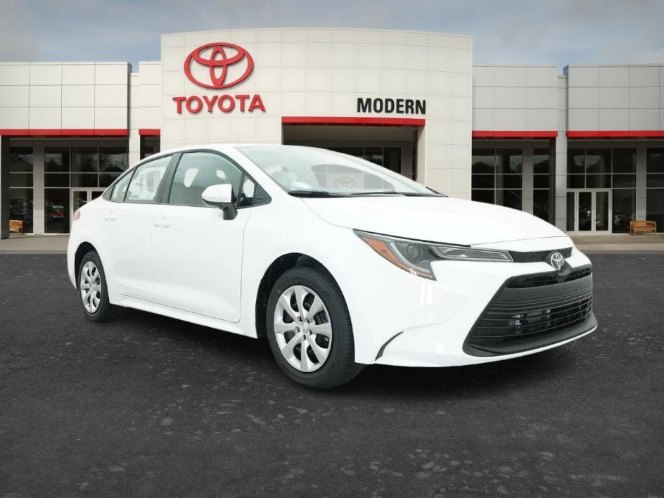 New 2026 Ice Cap Toyota LE image 17