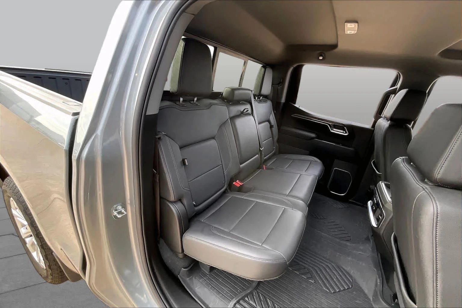 Used 2024 Sterling Gray Metallic Chevrolet LTZ image 19