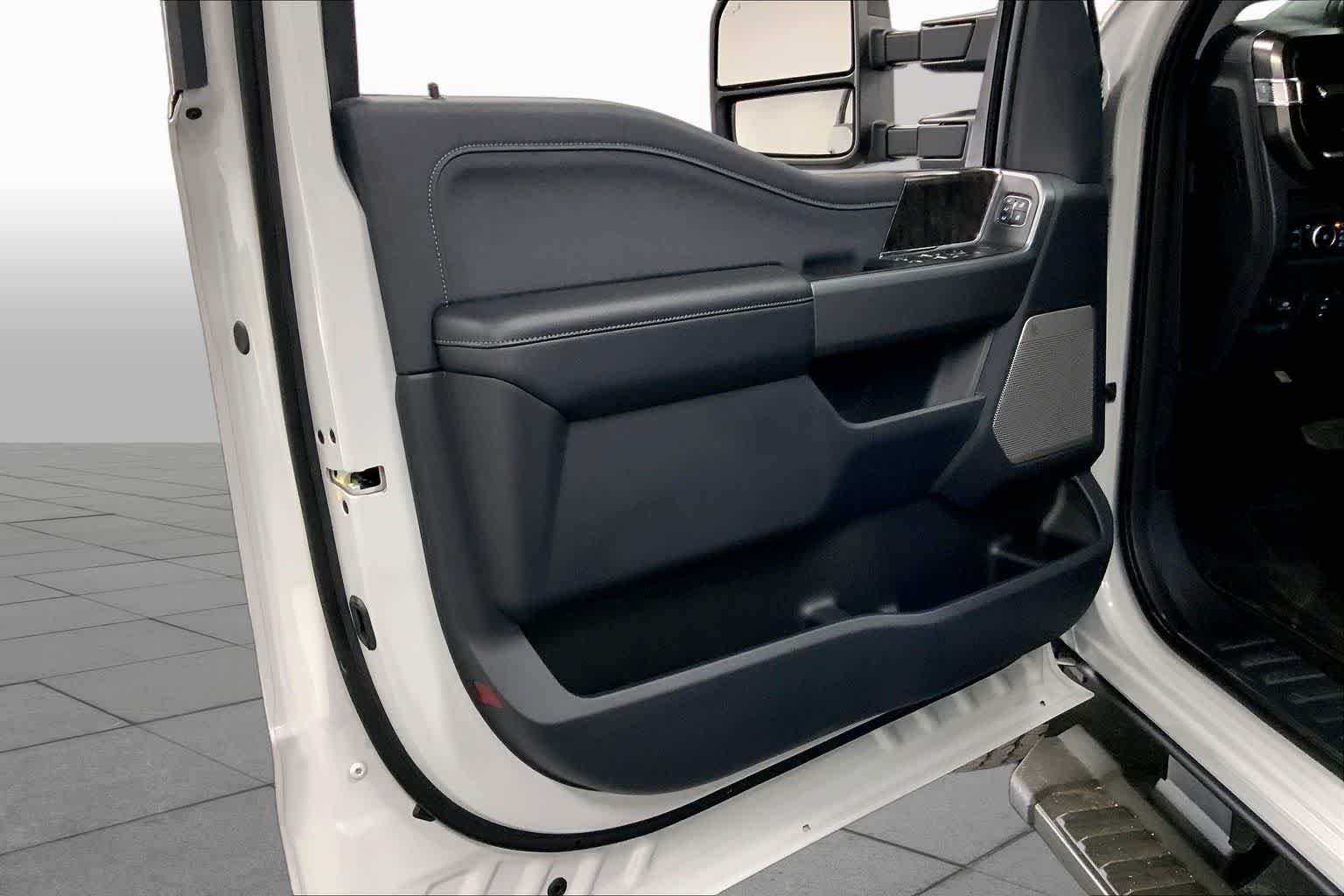 New 2026 Avalanche Ford F-350® Lariat® image 9