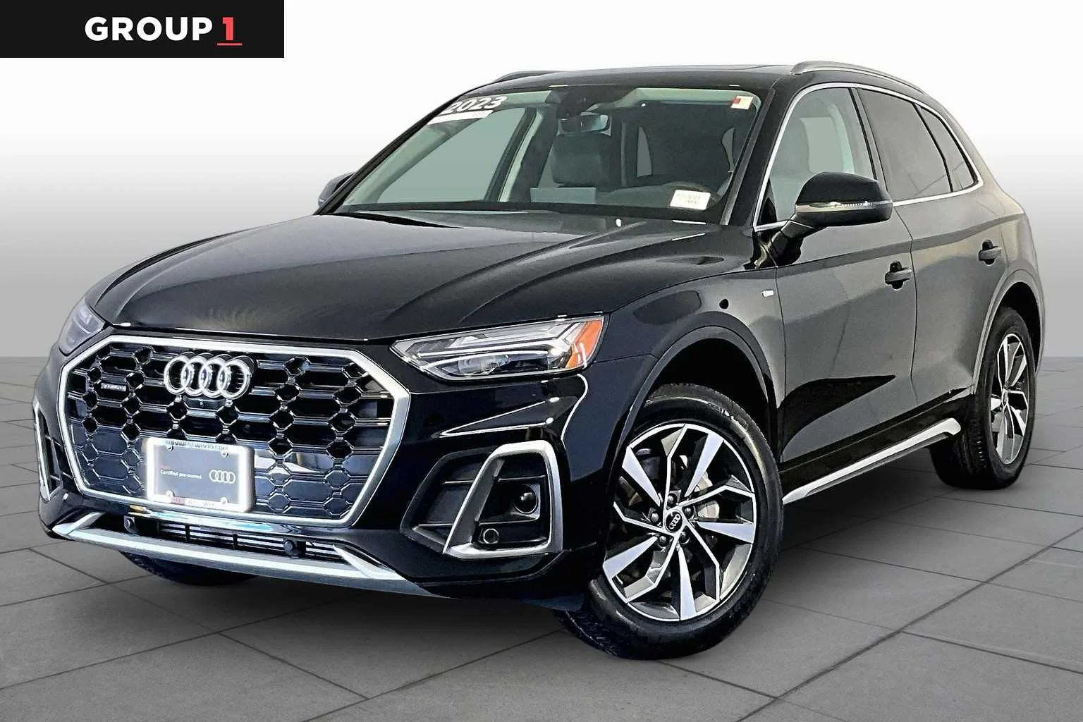 2023 Audi Q5 45 Premium Plus's photo