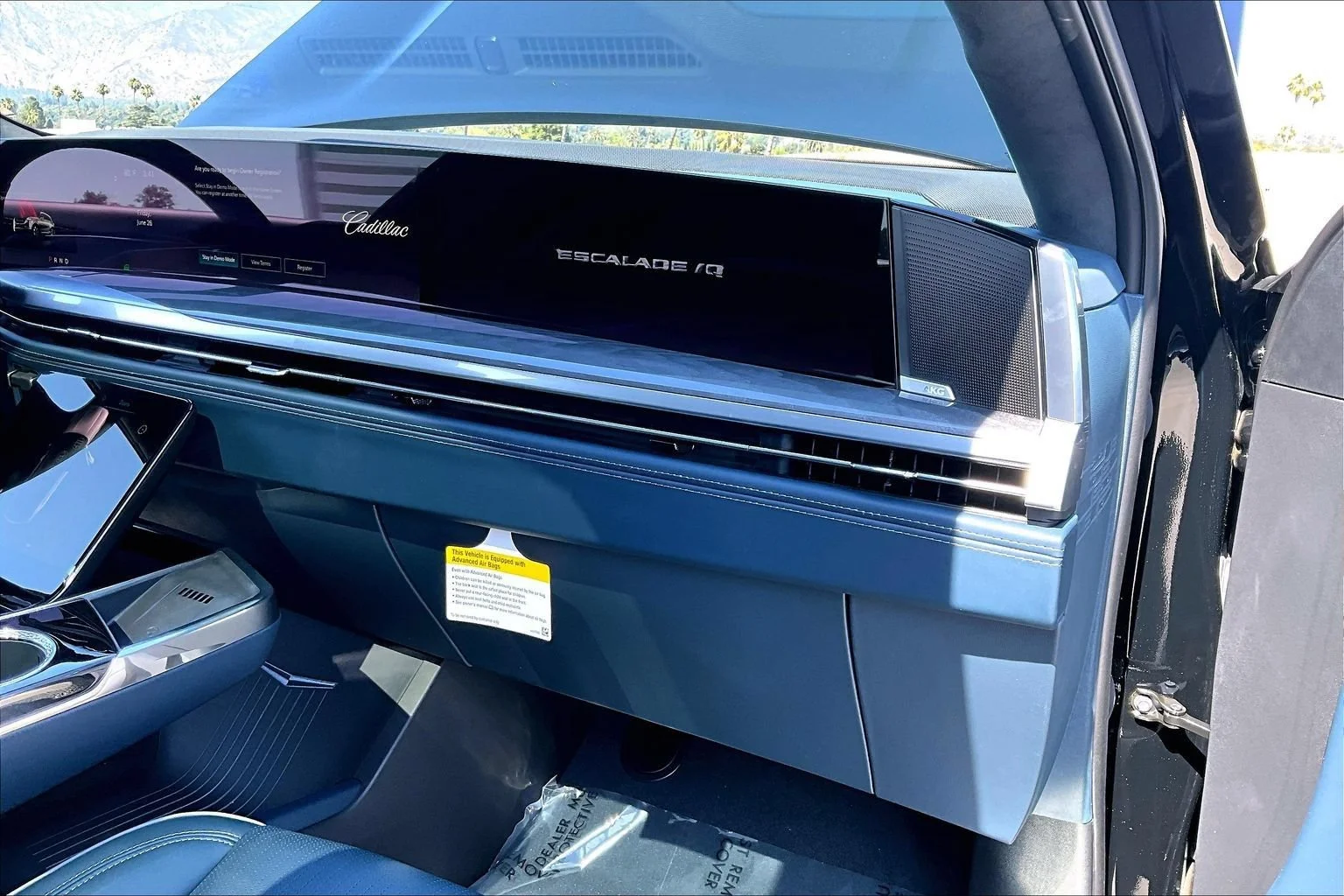 New 2026 Black Raven Cadillac Premium Luxury image 33