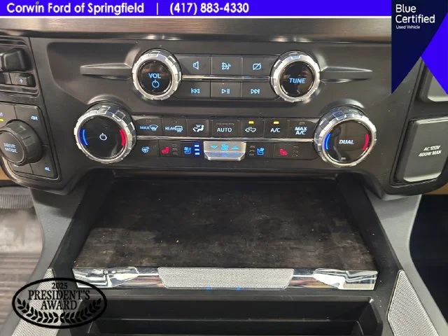 Used 2024 Blue Metallic Ford Lariat image 28