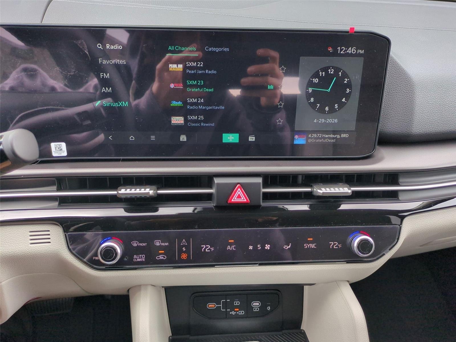 New 2026 Gravity Gray Kia EX image 24