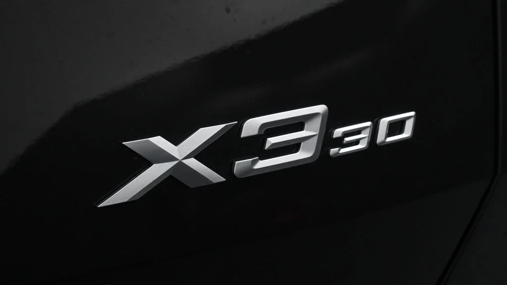 Used 2026 Black Sapphire Metallic BMW 30 xDrive image 20