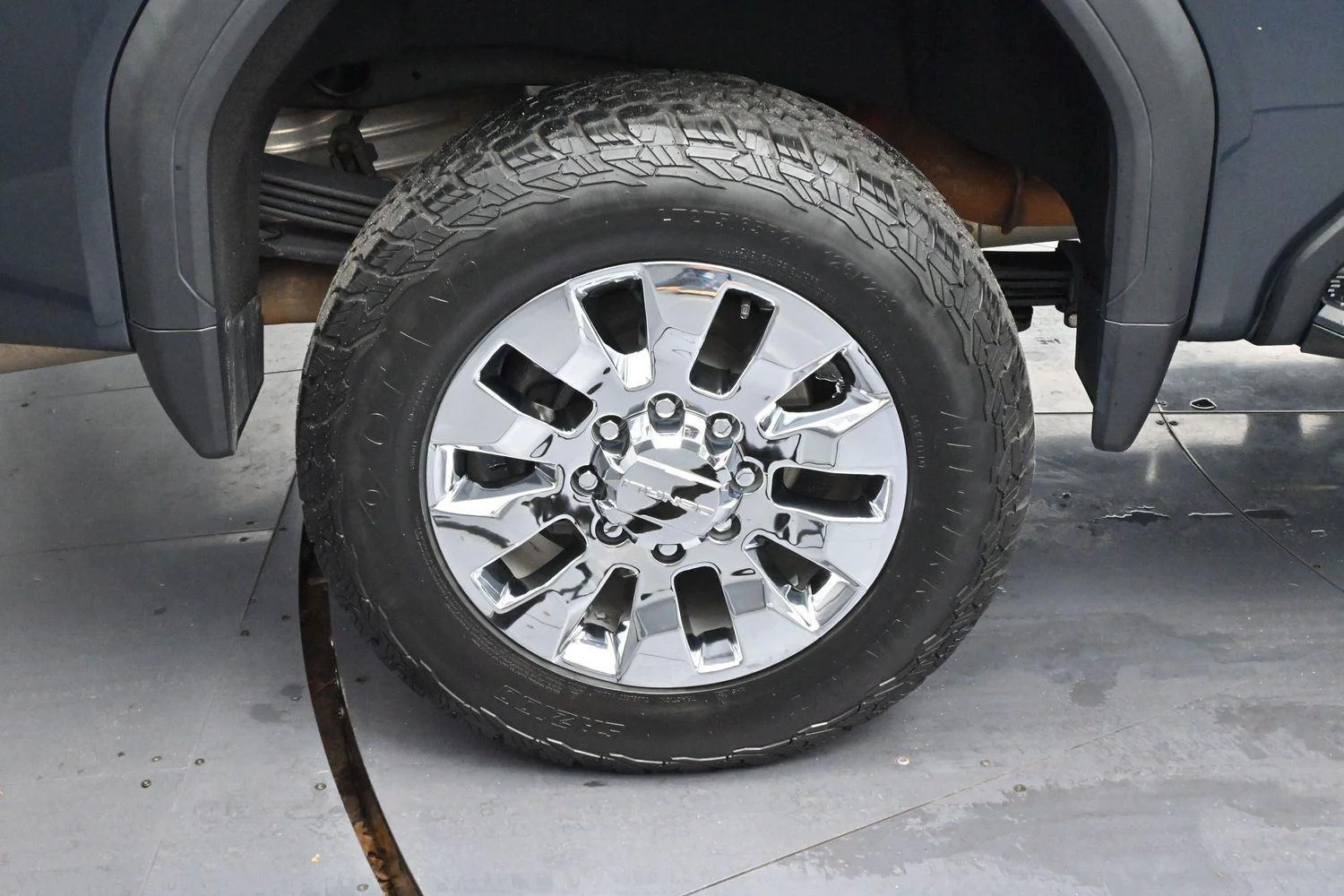 Used 2020 Dark Sky Metallic GMC Denali image 36