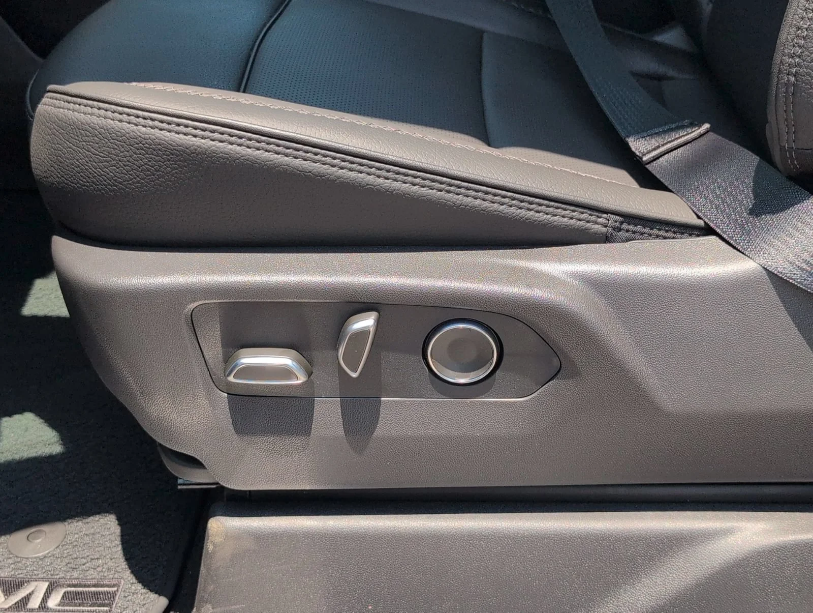 New 2026 Downpour Metallic GMC Denali image 14