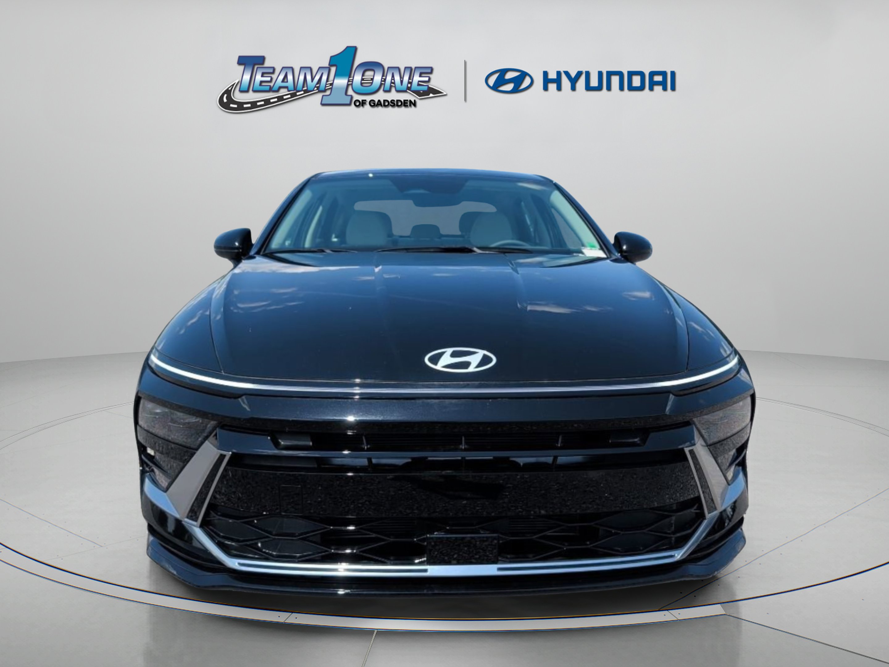 New 2026 Abyss Black Hyundai SEL Sport image 2