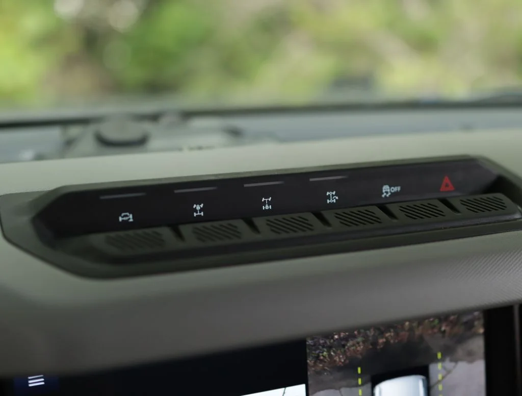 Used 2023 Gray Ford Badlands image 16