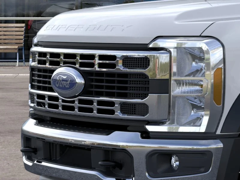 New 2026 Oxford White Ford XL image 44
