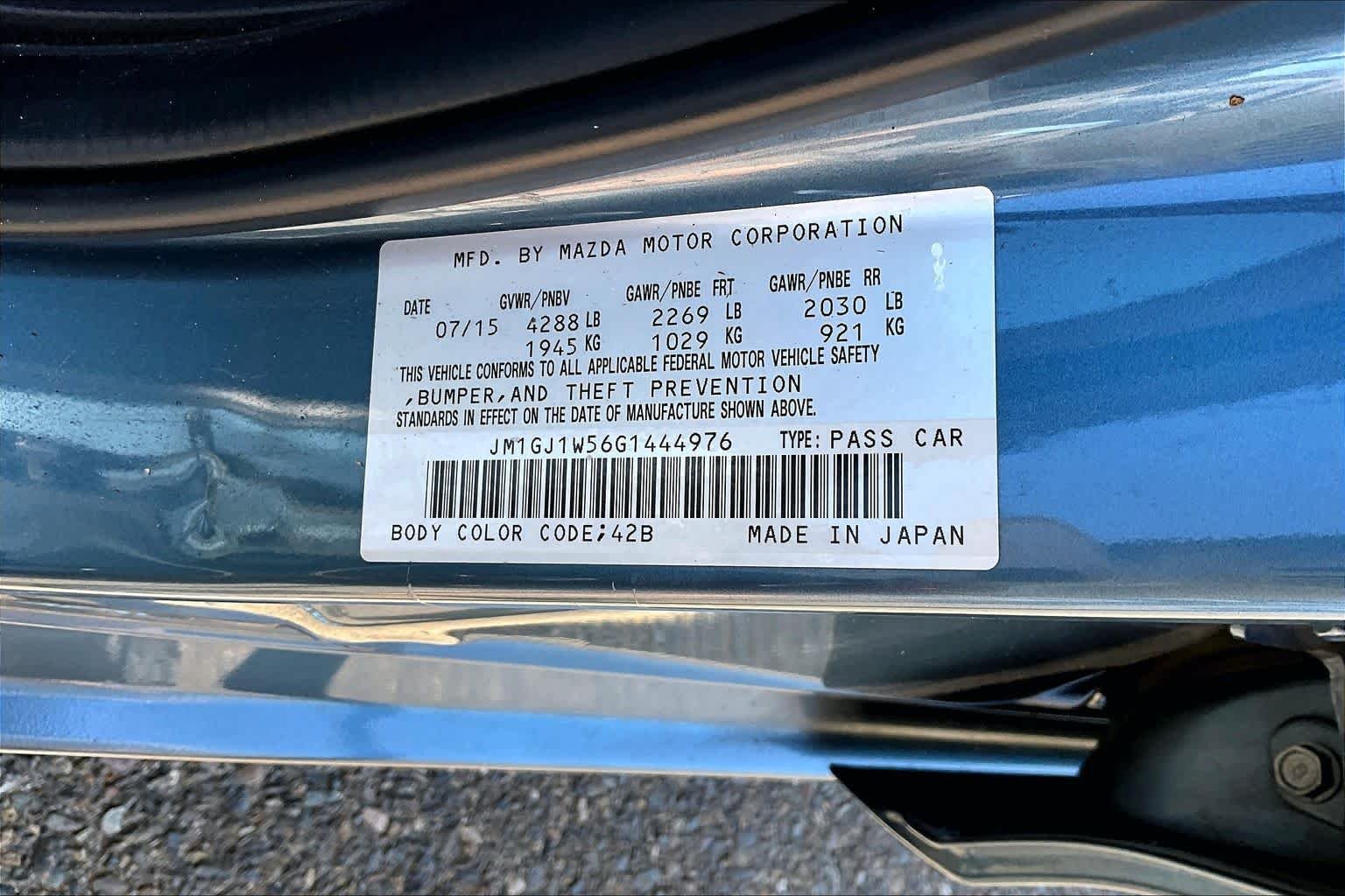 Used 2016 Blue Reflex Mica Mazda i Grand Touring image 36