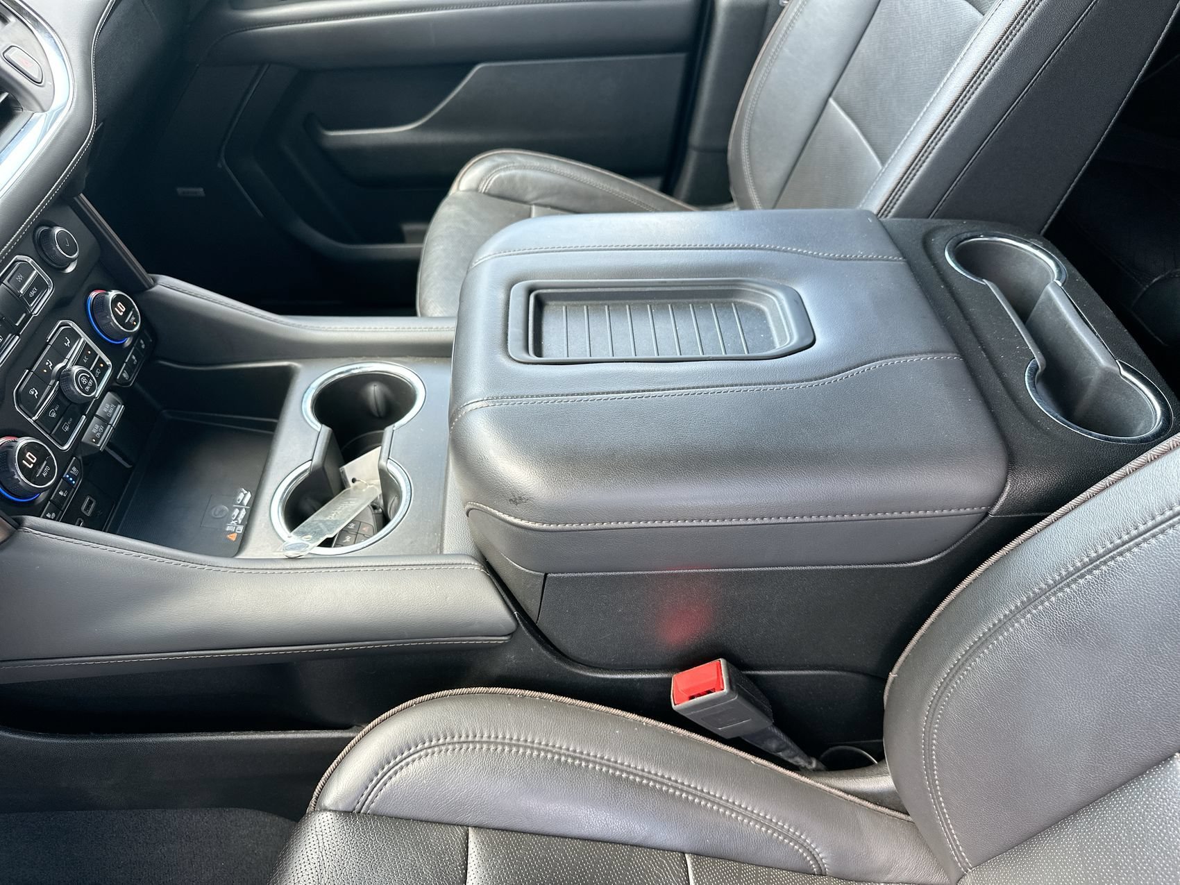 Used 2023 Black Chevrolet High Country image 21